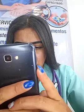 CAROLINE  07 online show from March 18, 4:10 pm