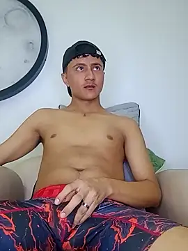  Leohot  online show from April 1, 3:40 am