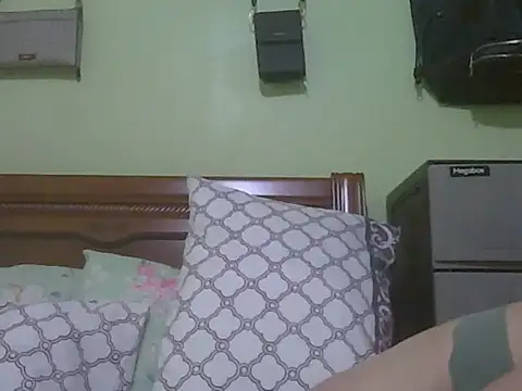 Sexyjenny4u online show from March 13, 8:21 am