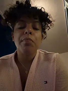 allybluee777 online show from March 26, 12:28 am