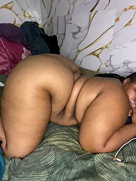 chubbybbw18 online show from March 17, 5:44 am