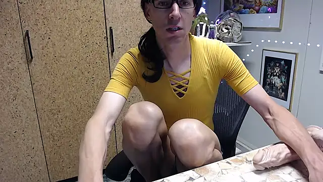 sakiramissy online show from May 8, 5:57 am