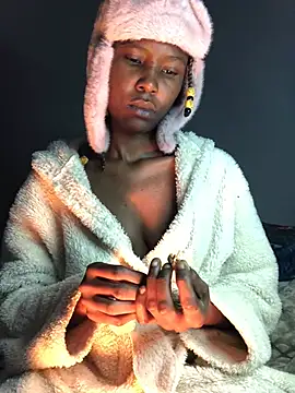 Snapshot of blueyXxX chatting on July 3, 4:41 am blueyXxX online show from July 3, 4:41 am