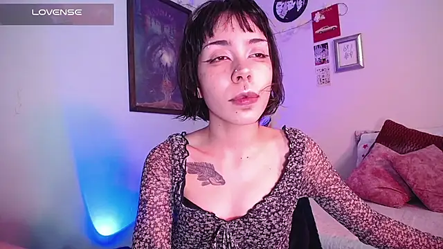 Snapshot of dark__nymph chatting on July 7, 7:18 pm dark nymph online show from July 7, 7:18 pm