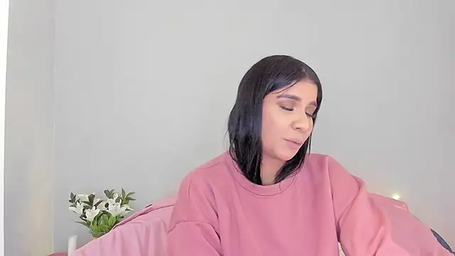 Laura-angeel online show from October 29, 8:43 pm