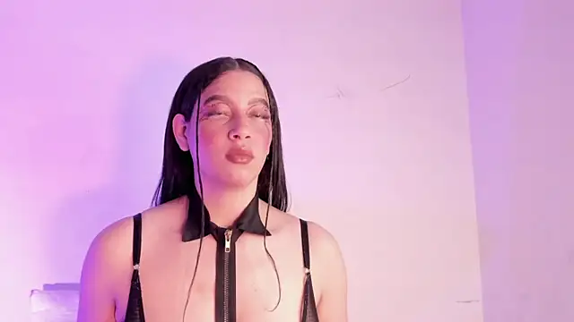 Megan Luxe online show from May 16, 6:54 am