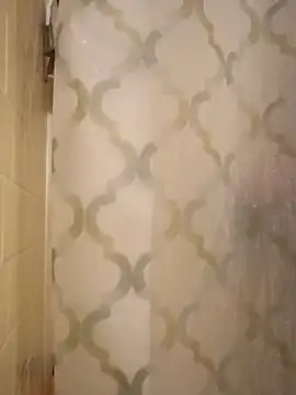 Longthickdick33 online show from April 12, 8:19 am