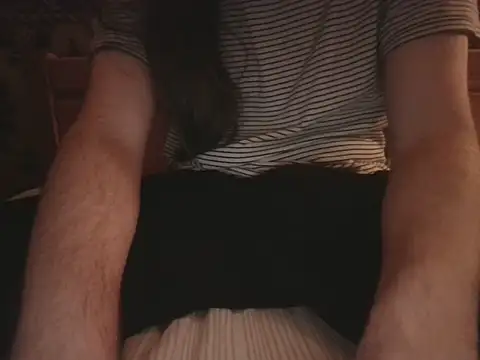 Snapshot of LunarKya chatting on February 25, 8:40 pm LunarKya online show from February 25, 8:40 pm