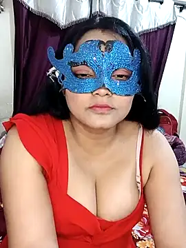 MEERAcle online show from February 3, 5:40 pm