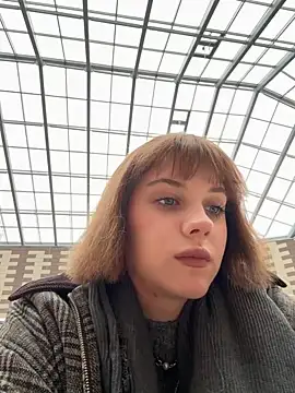 Snapshot of Only_April chatting on October 16, 10:27 am Only April online show from October 16, 10:27 am