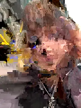 Snapshot of Only_April chatting on November 1, 8:05 am Only April online show from November 1, 8:05 am