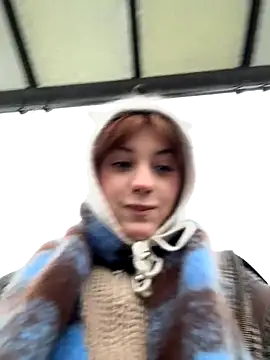 Snapshot of Only_April chatting on November 19, 11:21 am Only April online show from November 19, 11:21 am