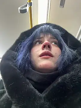 Snapshot of Only_April chatting on January 12, 6:51 am Only April online show from January 12, 6:51 am