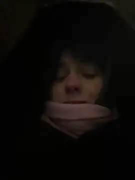 Snapshot of Only_April chatting on February 1, 5:06 am Only April online show from February 1, 5:06 am