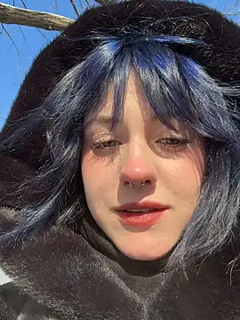 Snapshot of Only_April chatting on February 13, 8:21 am Only April online show from February 13, 8:21 am