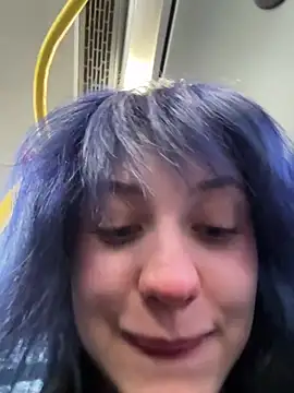 Snapshot of Only_April chatting on February 26, 5:17 am Only April online show from February 26, 5:17 am