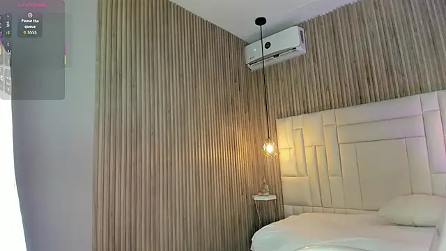 HannaPotther online show from February 28, 5:25 pm