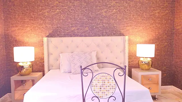 kaylie mitchel online show from April 13, 10:26 pm