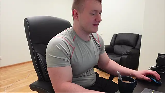Richard Dullas online show from June 21, 8:44 pm