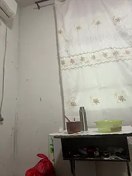 crhong666 online show from April 16, 12:44 am