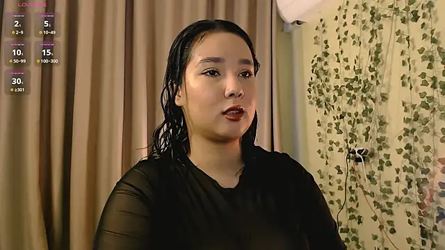 HoneyBroownie online show from October 6, 10:45 am