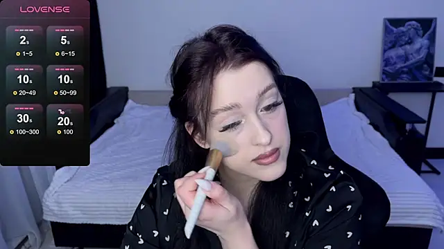 Snapshot of Sunshine_J chatting on February 4, 6:36 pm Sunshine J online show from February 4, 6:36 pm