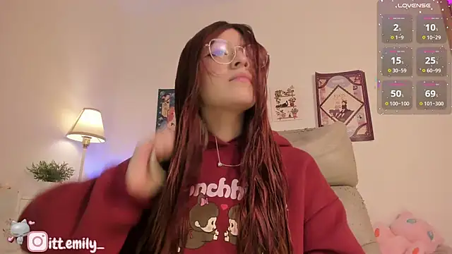 emily uwu0 online show from February 28, 3:07 am