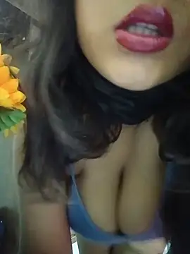 Snapshot of Hott_Muskan chatting on June 8, 6:52 pm Hott Muskan online show from June 8, 6:52 pm