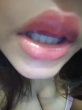 Snapshot of Hott_Muskan chatting on June 10, 6:40 pm Hott Muskan online show from June 10, 6:40 pm