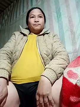 Love-Mama33 online show from February 8, 11:30 pm