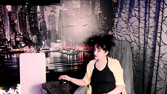 AMOURSWEET2025 online show from March 20, 9:41 pm