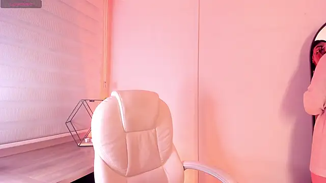 Emma  clark  online show from December 19, 12:45 pm