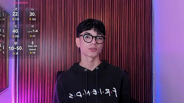 Snapshot of Phillicious__ chatting on January 11, 5:45 am Phillicious online show from January 11, 5:45 am