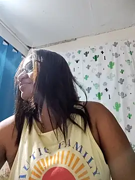 Avannay online show from February 19, 2:07 am