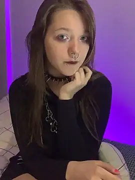 VesnaCrystal online show from April 18, 4:05 am