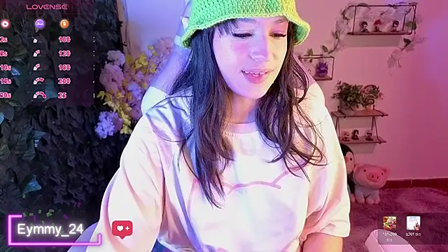 Snapshot of Eymmy_24 chatting on June 12, 1:37 am Eymmy 24 online show from June 12, 1:37 am