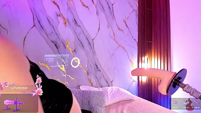 alicecute77 online show from February 19, 2:29 am