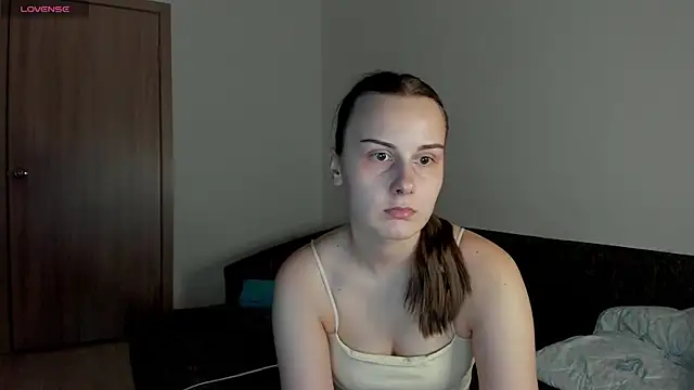 Kelly Cartier online show from June 28, 7:53 pm