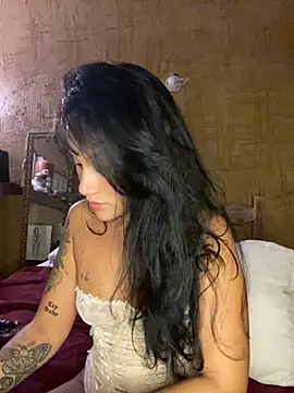 jepetitoiseau online show from May 9, 12:27 am