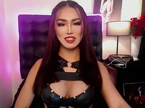 Snapshot of serenitykross chatting on September 13, 10:20 pm serenitykross online show from September 13, 10:20 pm