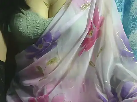 sheetal-sheetal95 online show from April 22, 5:47 pm