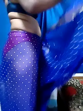Snapshot of deepa-telugu143 chatting on July 6, 8:22 am deepa-telugu143 online show from July 6, 8:22 am
