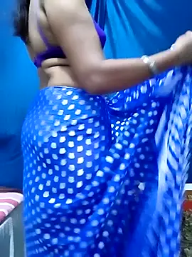 Snapshot of deepa-telugu143 chatting on July 8, 7:24 am deepa-telugu143 online show from July 8, 7:24 am