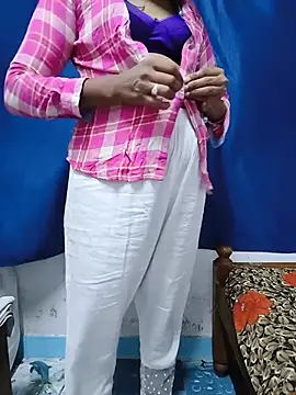 Snapshot of deepa-telugu143 chatting on July 14, 10:54 am deepa-telugu143 online show from July 14, 10:54 am