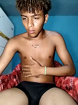 Manuel Mateus1 online show from April 26, 11:46 pm