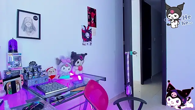 Snapshot of KeitaMoon chatting on December 22, 2:36 pm KeitaMoon online show from December 22, 2:36 pm