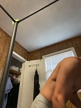 Snapshot of SlimSexxxy69 chatting on November 6, 1:01 pm SlimSexxxy69 online show from November 6, 1:01 pm