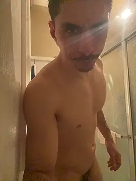 Snapshot of SlimSexxxy69 chatting on February 10, 11:25 am SlimSexxxy69 online show from February 10, 11:25 am