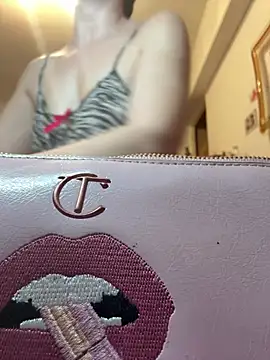DahliaVonLure online show from June 12, 12:42 am