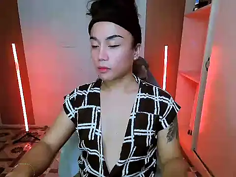 YourNikkieXxx online show from March 27, 12:05 pm